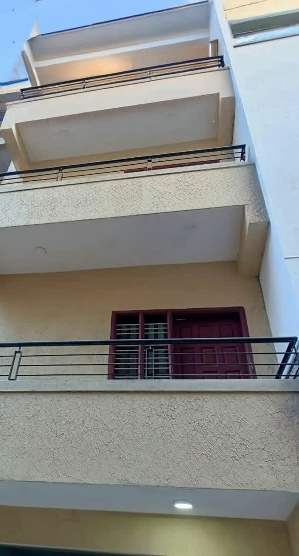 Façade