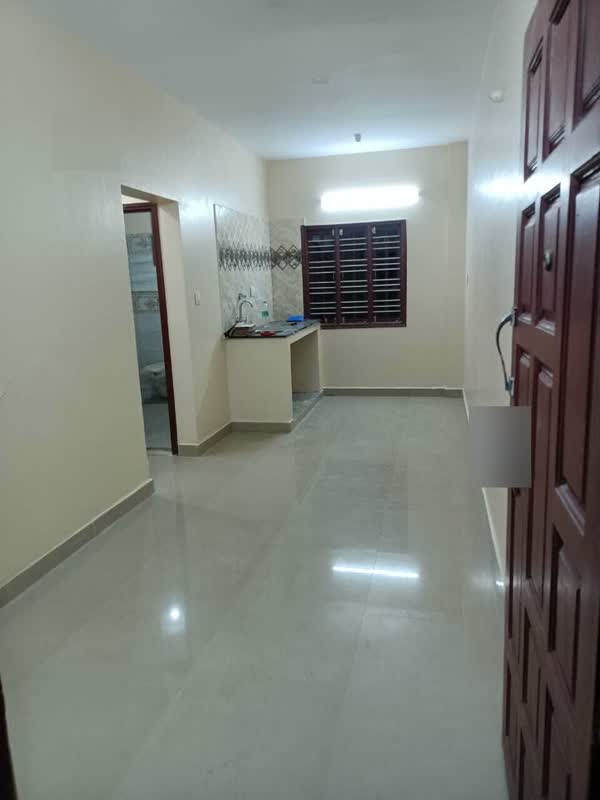 Hallway (1BHK)